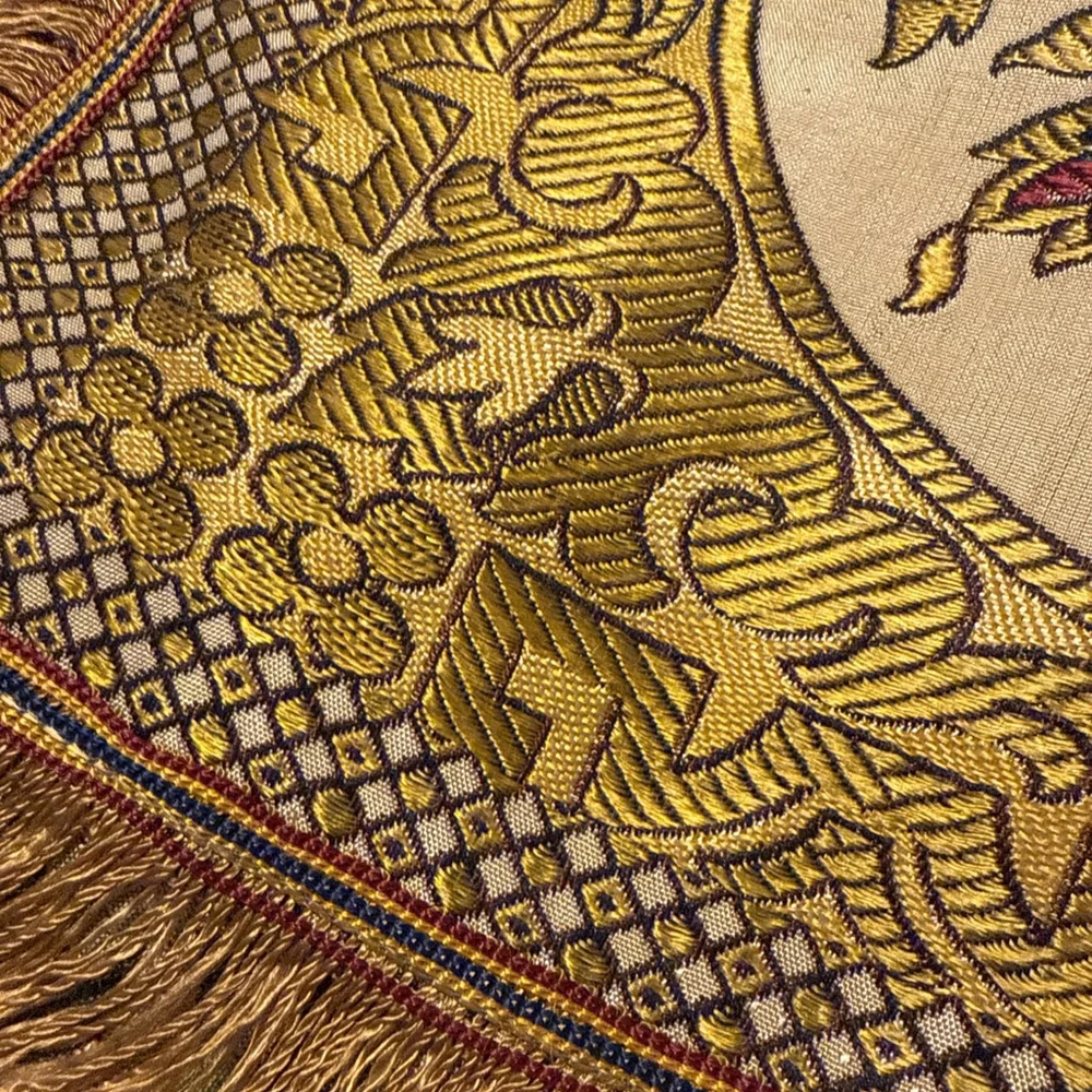 Spanish Tapestry Scarf Sevilla Spain Embroidered Manton Altar Table 48x48 Vtg